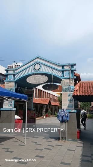 Toa Payoh Town Centre (D12), Shop House #573080921